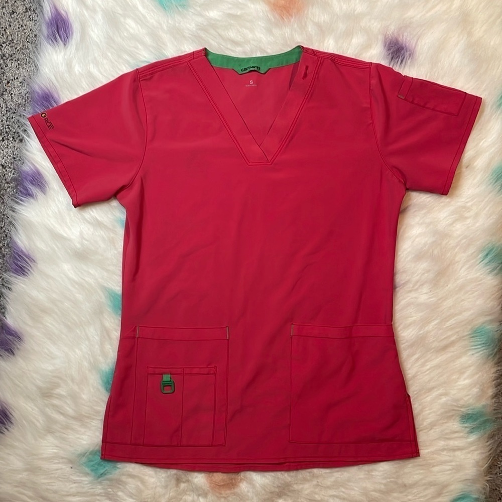 Carhartt Woman’s Pink Scrub Top Size Small